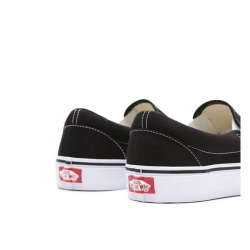 VANS CLASSIC SLIP ON NEGRO