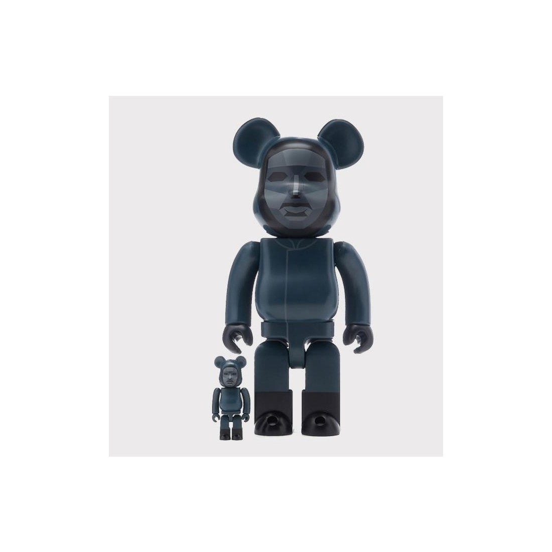 BEARBRICK SQUID GAME 400 NEGRO