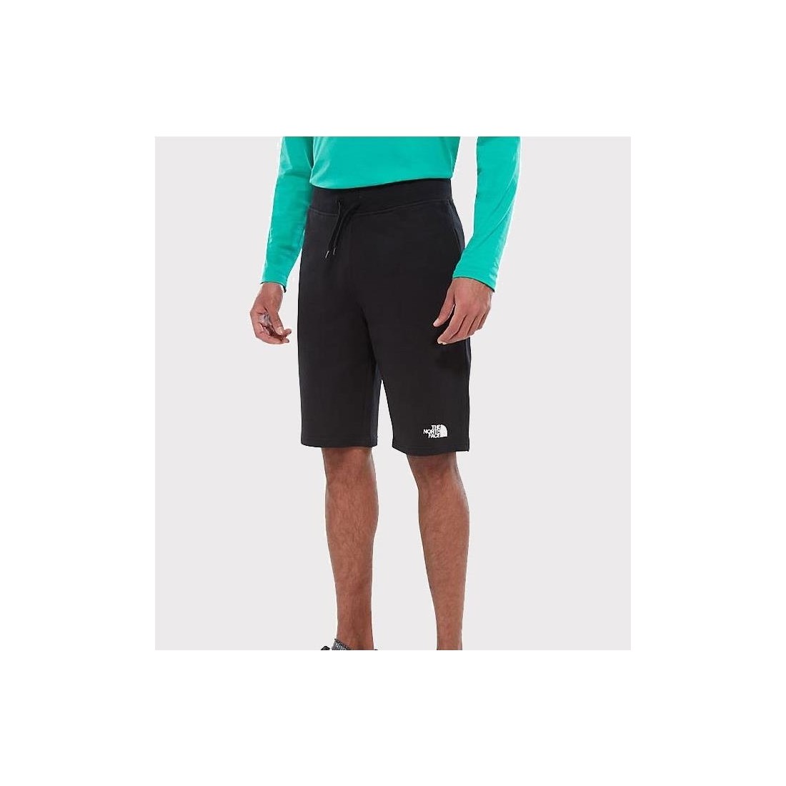 THE NORTH FACE STAND SHORT NEGRO
