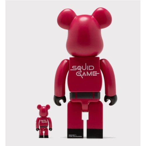 BEARBRICK SQUID GAME MANAGER ROJO 2