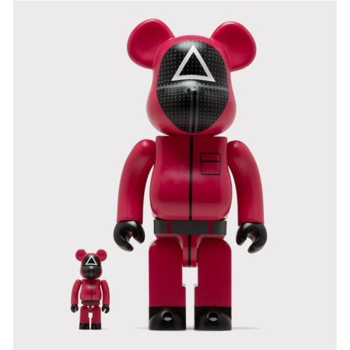 BEARBRICK SQUID GAME SOLDIER ROJO