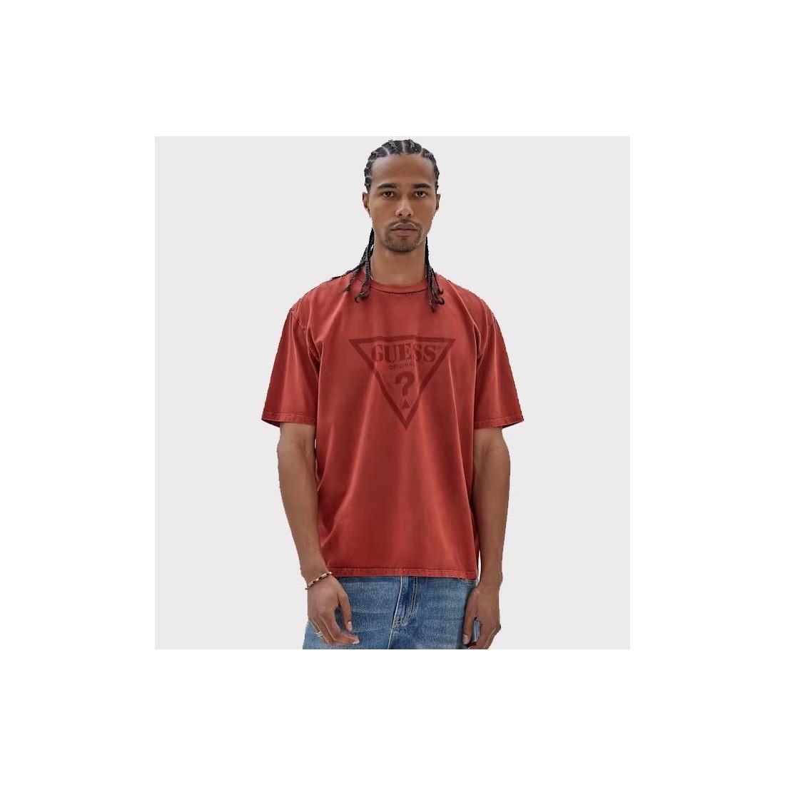 GUESS GO VINTAGE TRIANGLE TEE ROJO