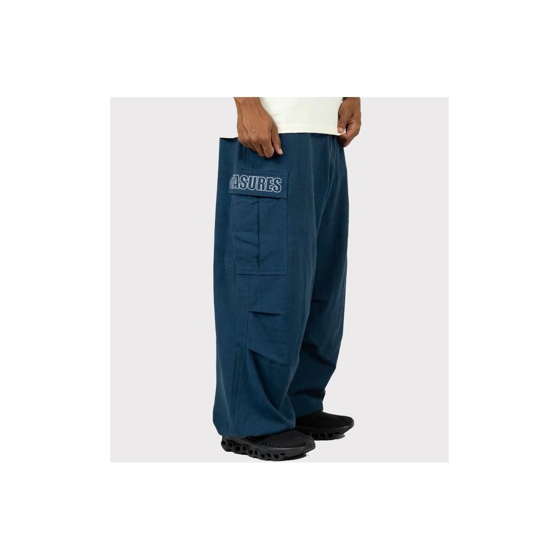 PLEASURES VISITOR WIDE FIT AZUL MARINO