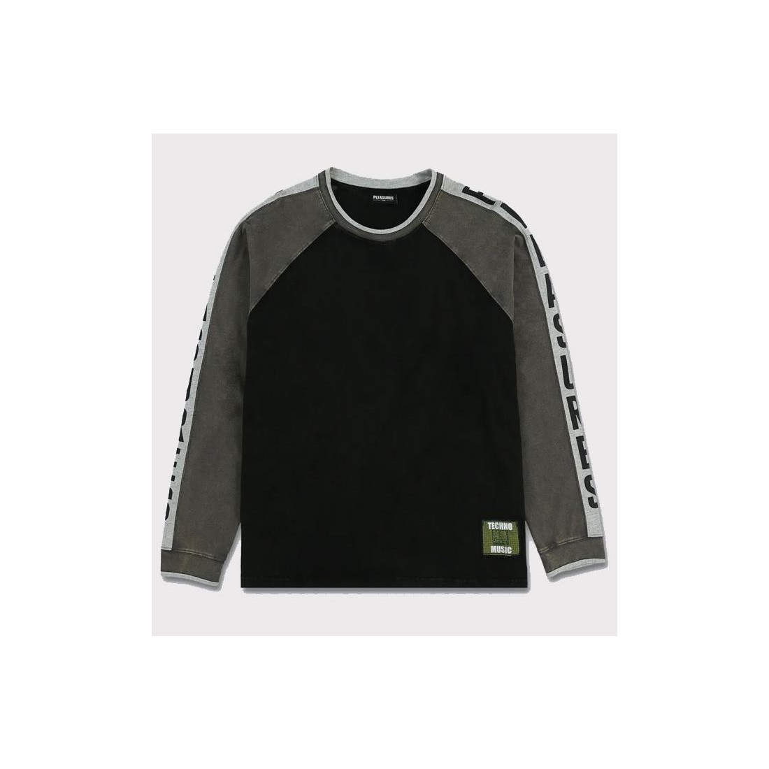 PLEASURES TECHNO RAGLAN LS NEGRO