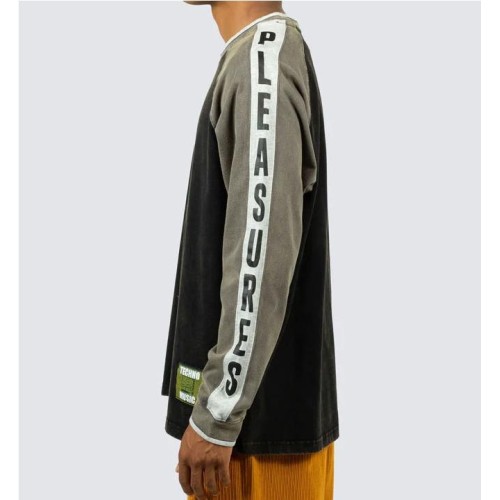 PLEASURES TECHNO RAGLAN LS NEGRO