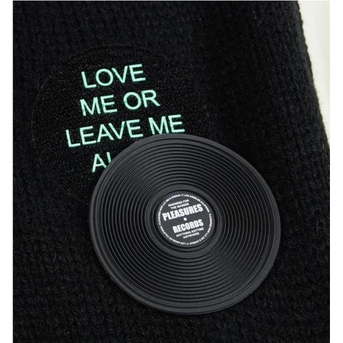 PLEASURES SMOKE KNITTED VARSTY NEGRO