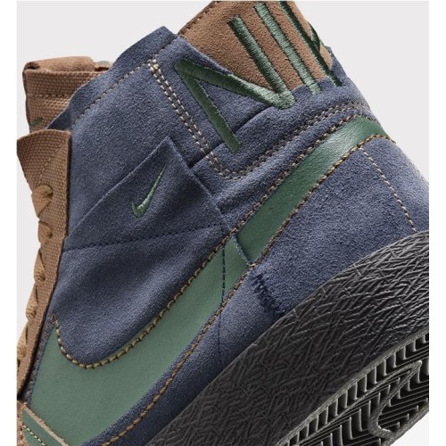 NIKE SB ZOOM BLAZER MID PRM MARRON