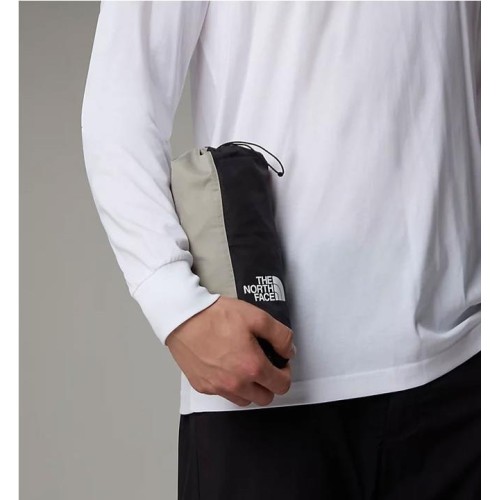 THE NORTH FACE MOUNTAIN JACKET GRIS