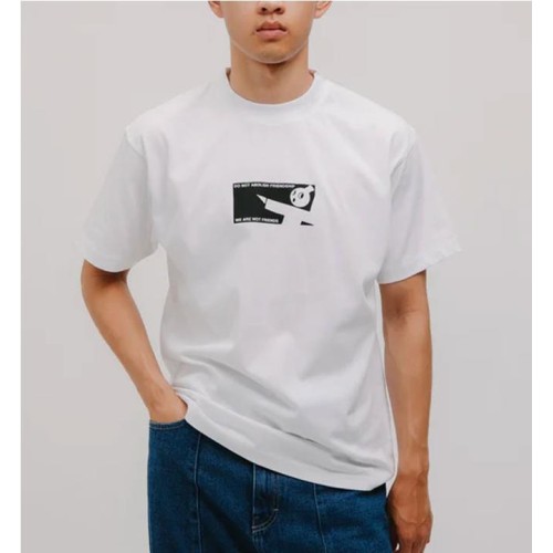 WE ARE NOT FRIENDS KEEP IT TEE BLANCO