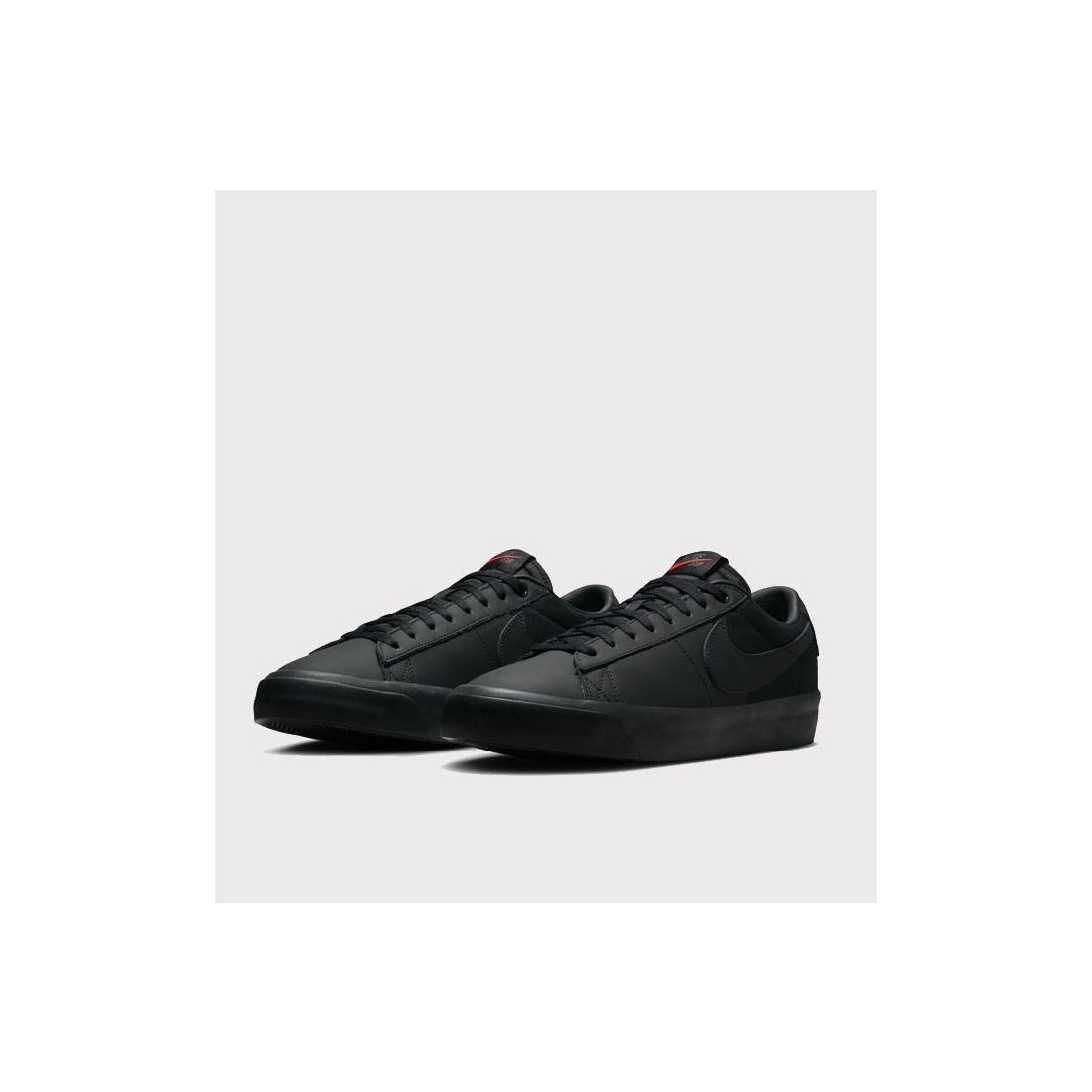 NIKE SB ZOOM BLAZER LOW PRO GT NEGRO
