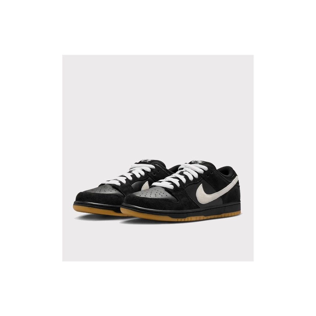 NIKE SB DUNK LOW PRO