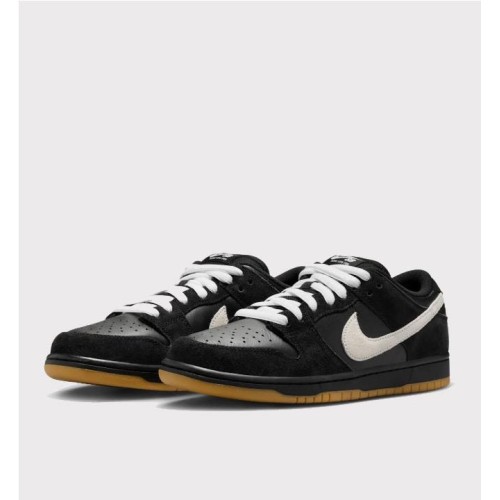 NIKE SB DUNK LOW PRO