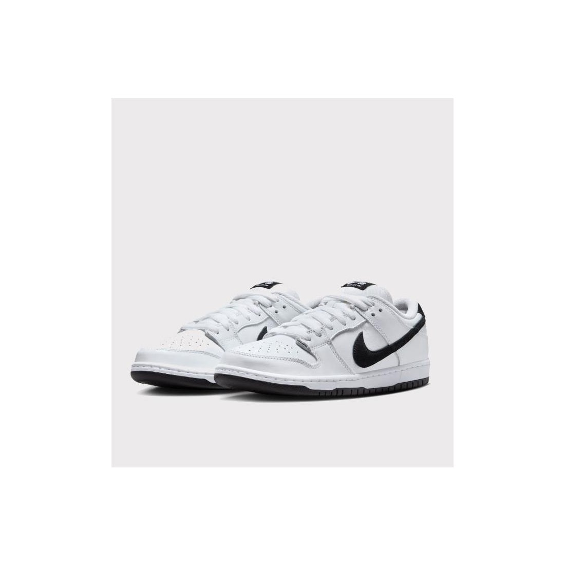 NIKE SB DUNK LOW PRO