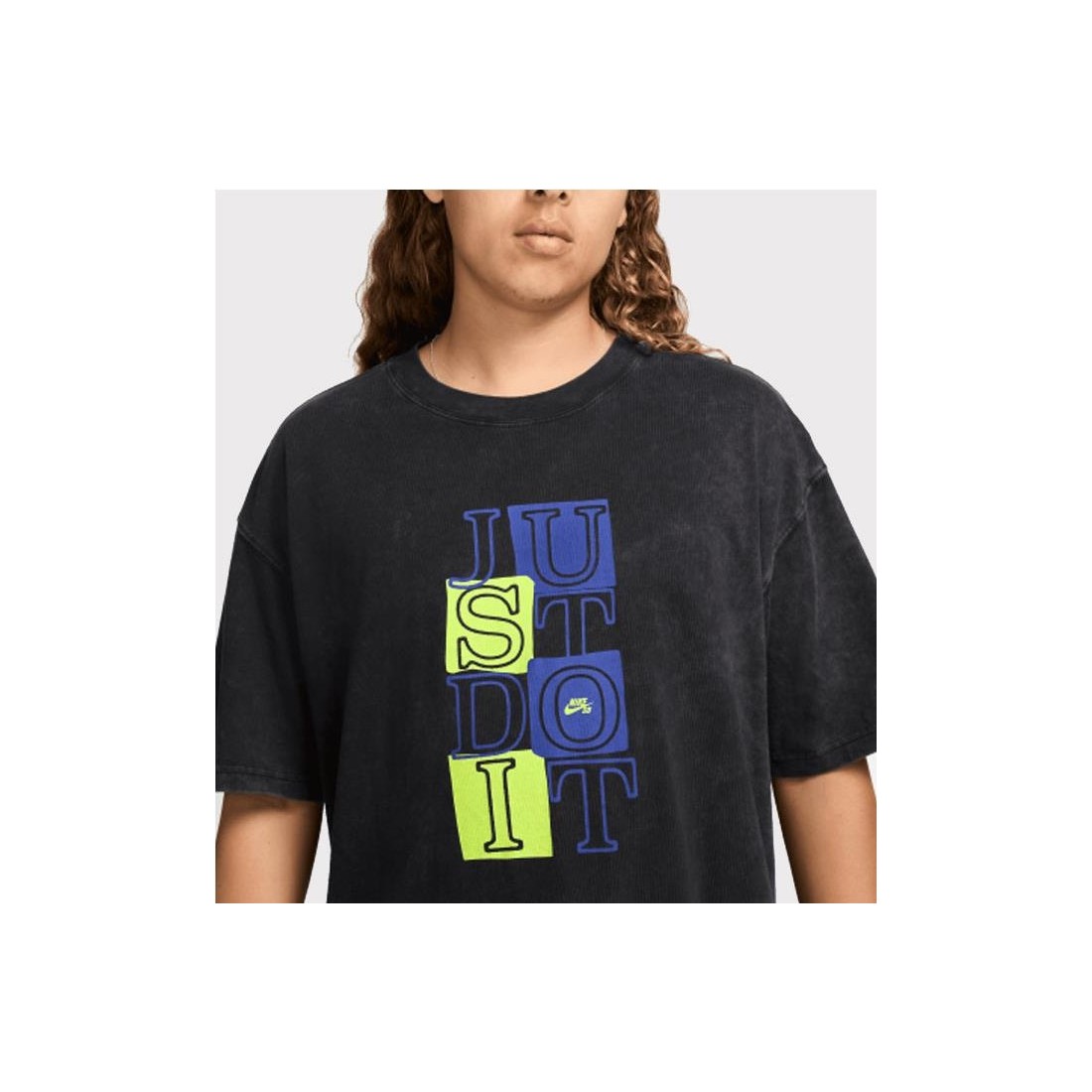 NIKE SB REMAKE JDI TEE NEGRO