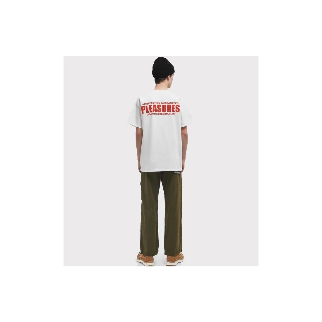 PLEASURES STAFF POCKET TEE BLANCO