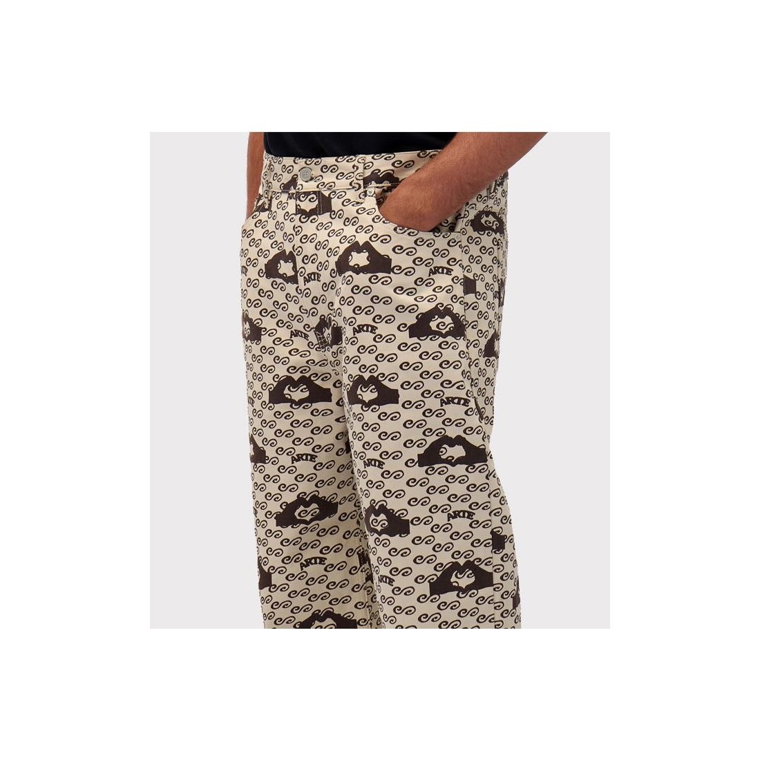ARTE HAND HEARTS PRINT PANTS BEIGE1