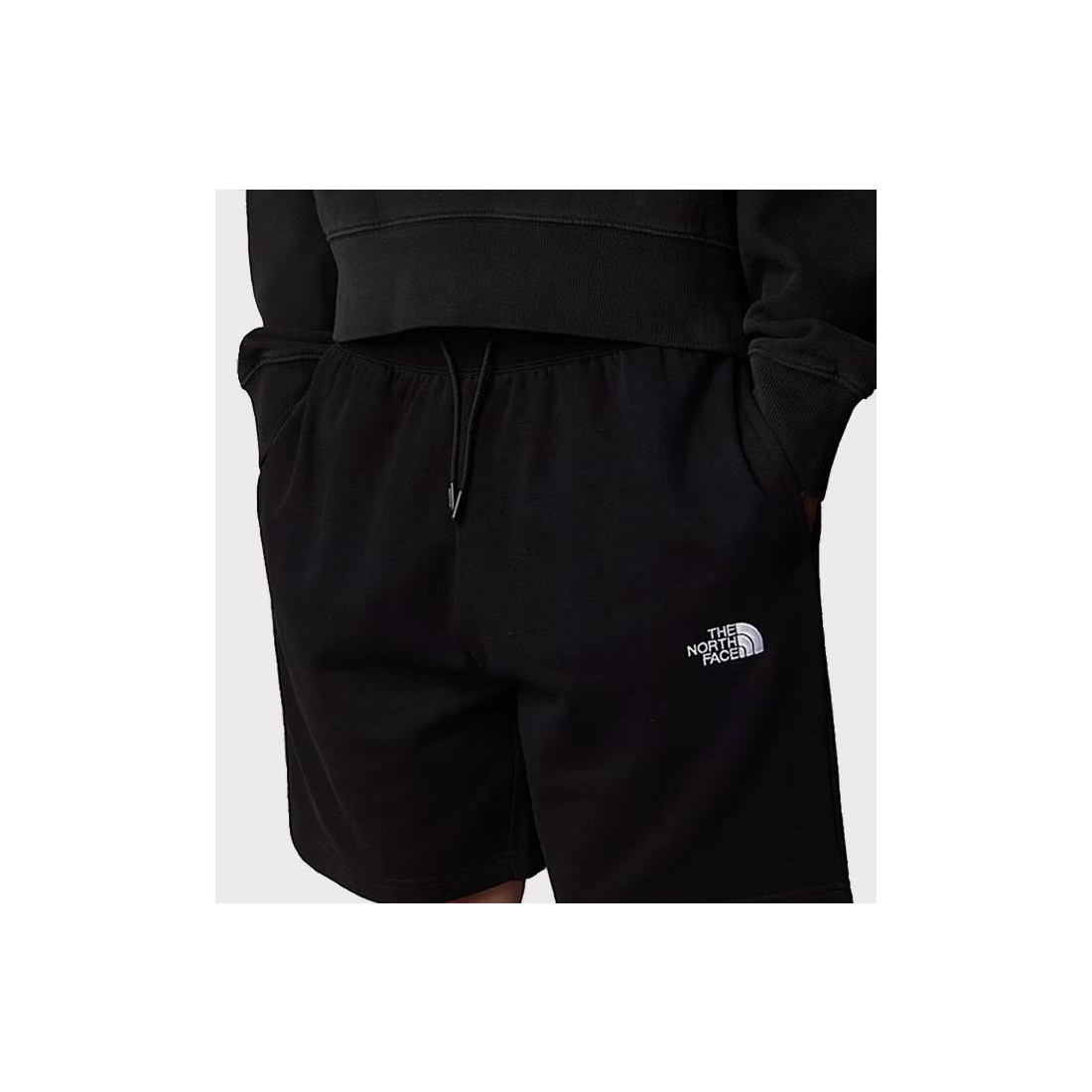 THE NORTH FACE ESSENTIAL SHORT NEGRO