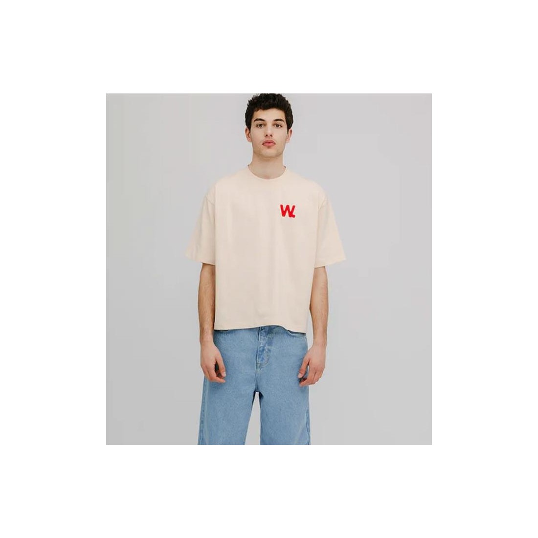WE ARE NOT FRIENDS BOXY BEIGE