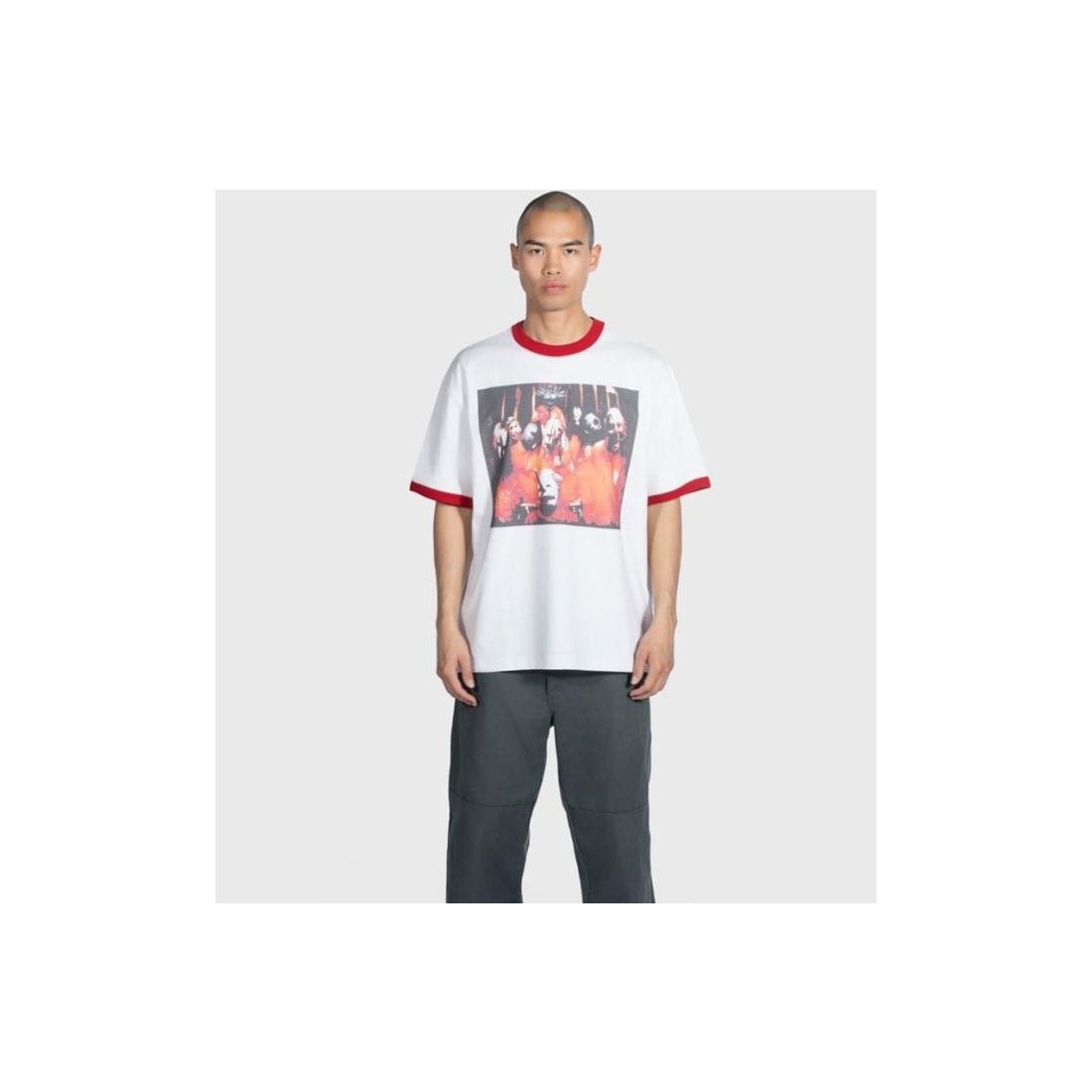 PLEASURES SEL TITLD RINGER TEE BLANCO