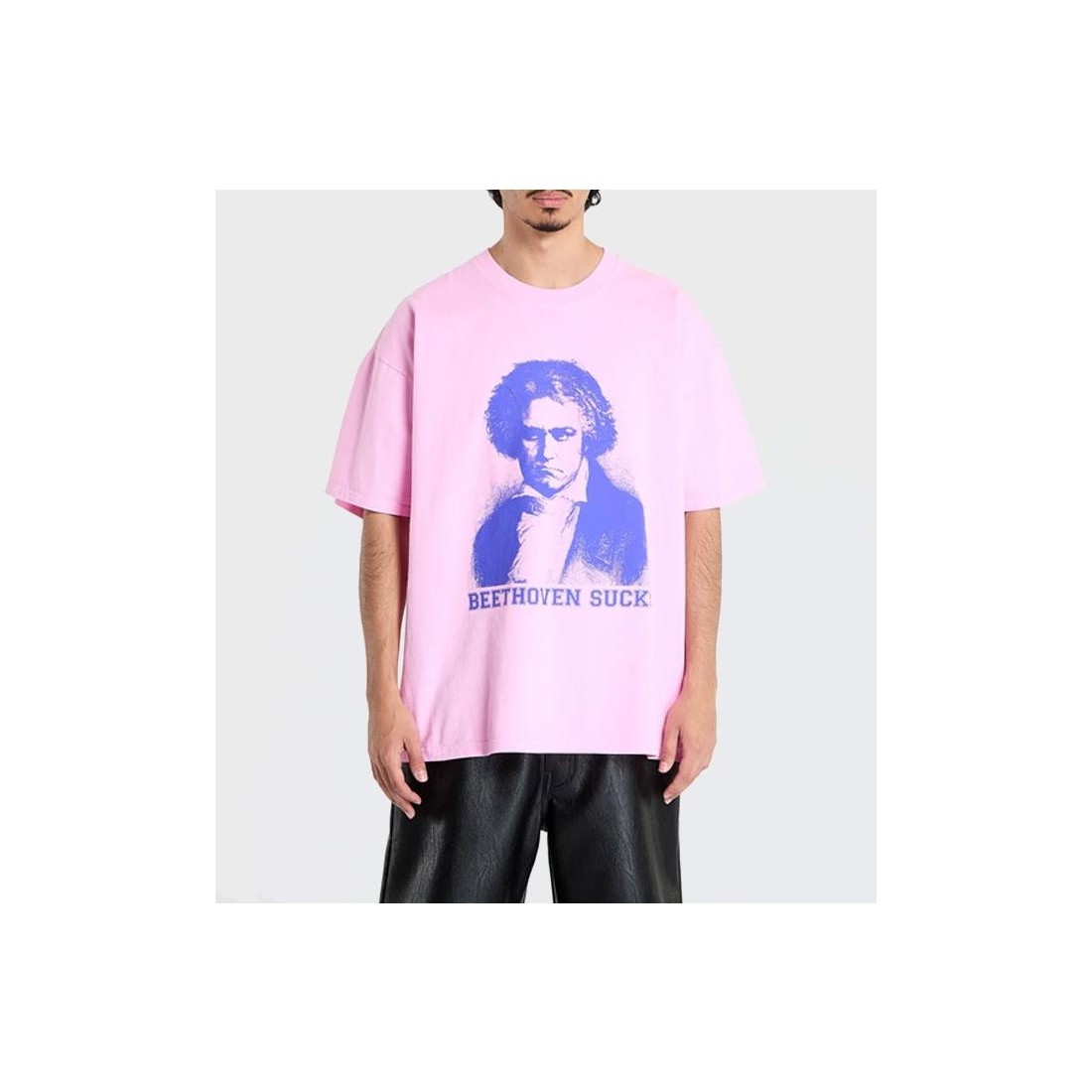 PLEASURES SYMPHONY TEE ROSADO