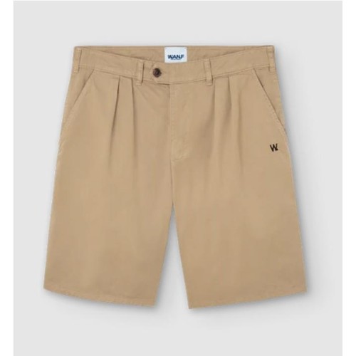 WE ARE NOT FRIENDS PLEAT SHORT BEIGE