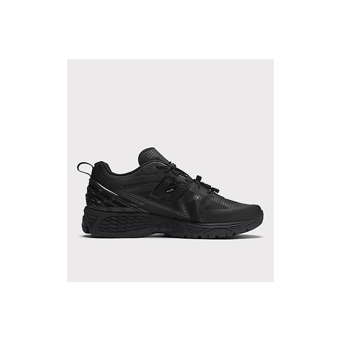 NEW BALANCE 1906R NEGRO