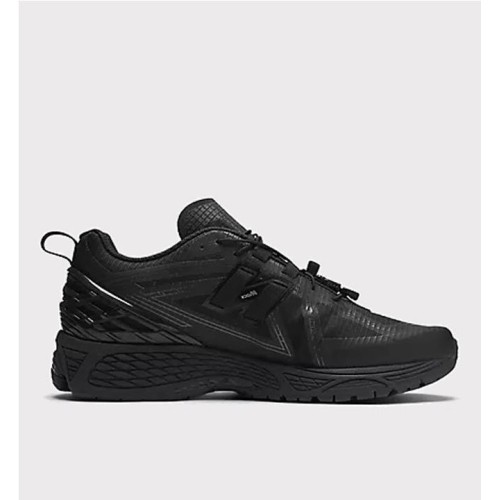 NEW BALANCE 1906R NEGRO
