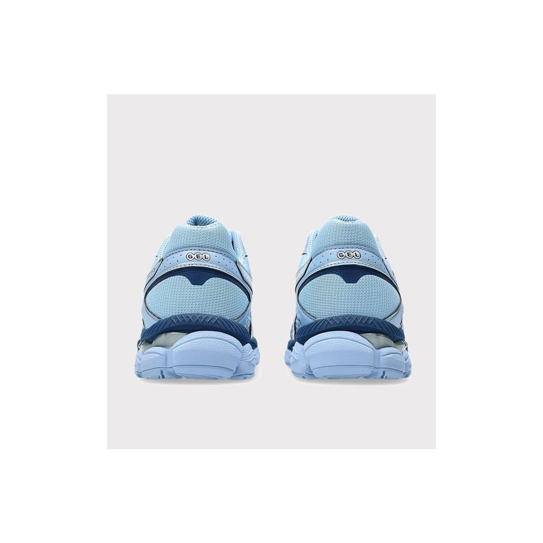 ASICS GEL-CUMULUS 16 AZUL CLARO