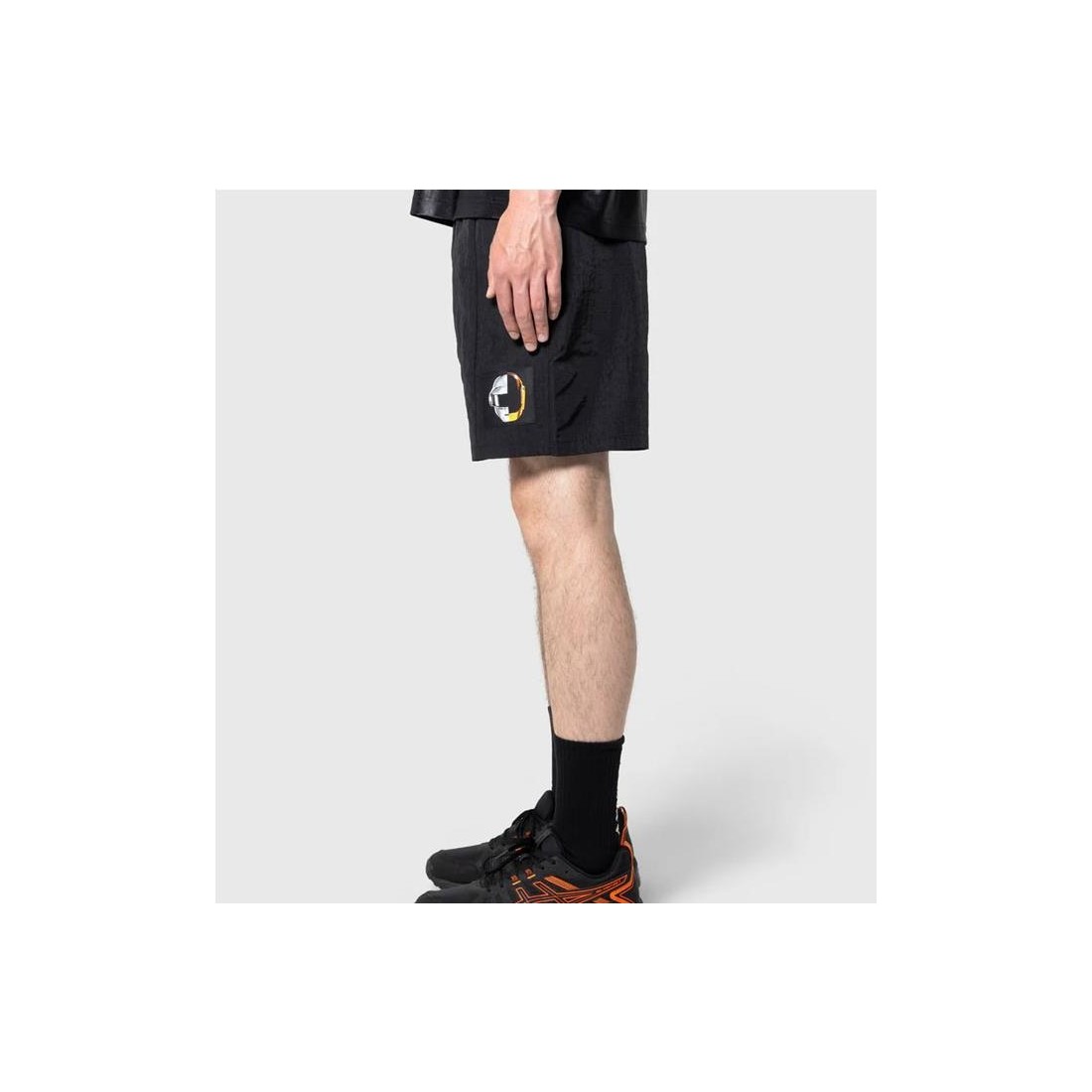 PLEASURES CRUSH HIKING SHORTS NEGRO