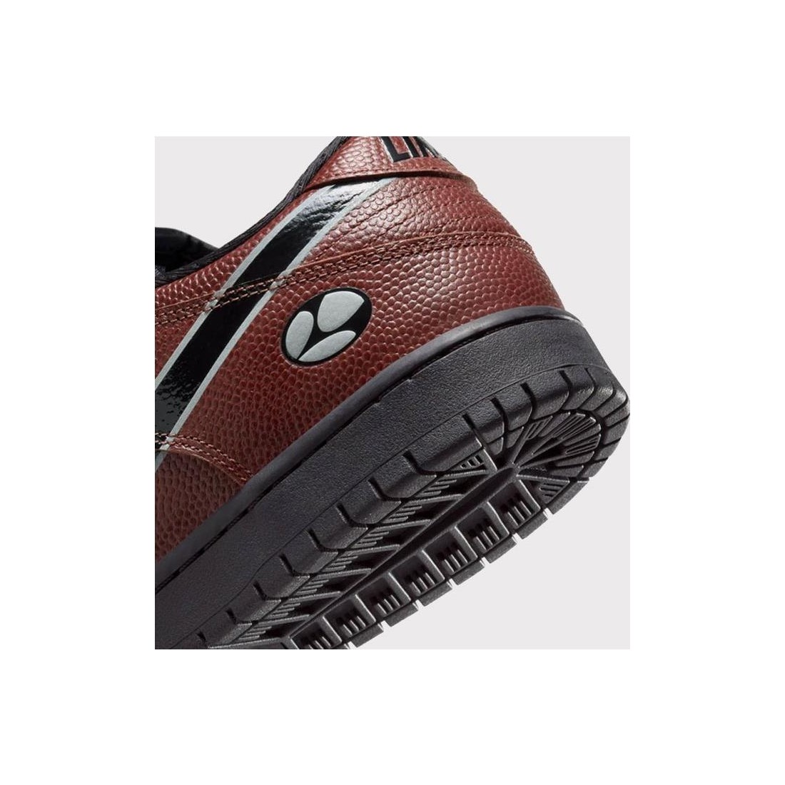 NIKE SB DUNK LOW PRO QS MARRON