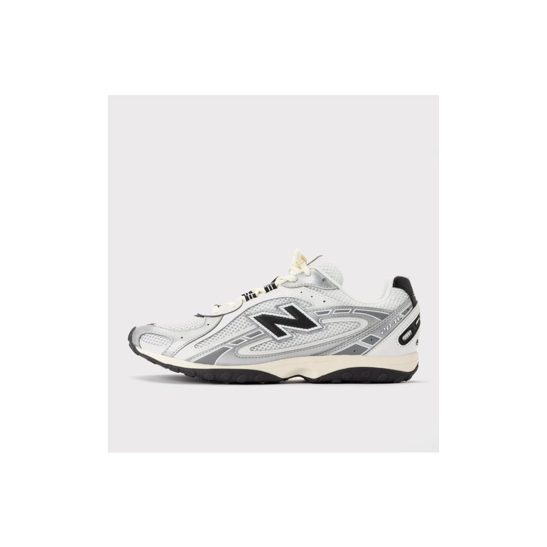 NEW BALANCE 204L PLATA