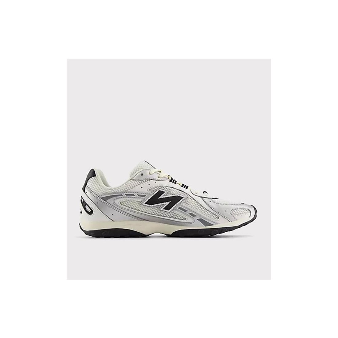 NEW BALANCE 204L PLATA