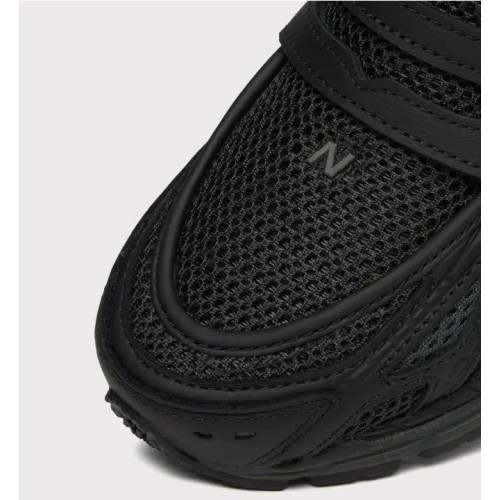 NEW BALANCE 1906L NEGRO