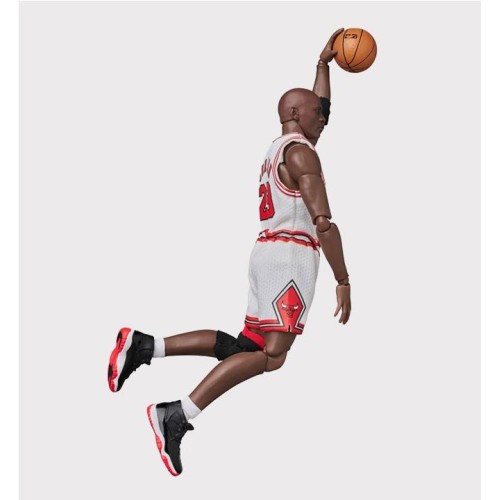 MAFEX MICHAEL JORDAN CHICAGO MULTICOLOR