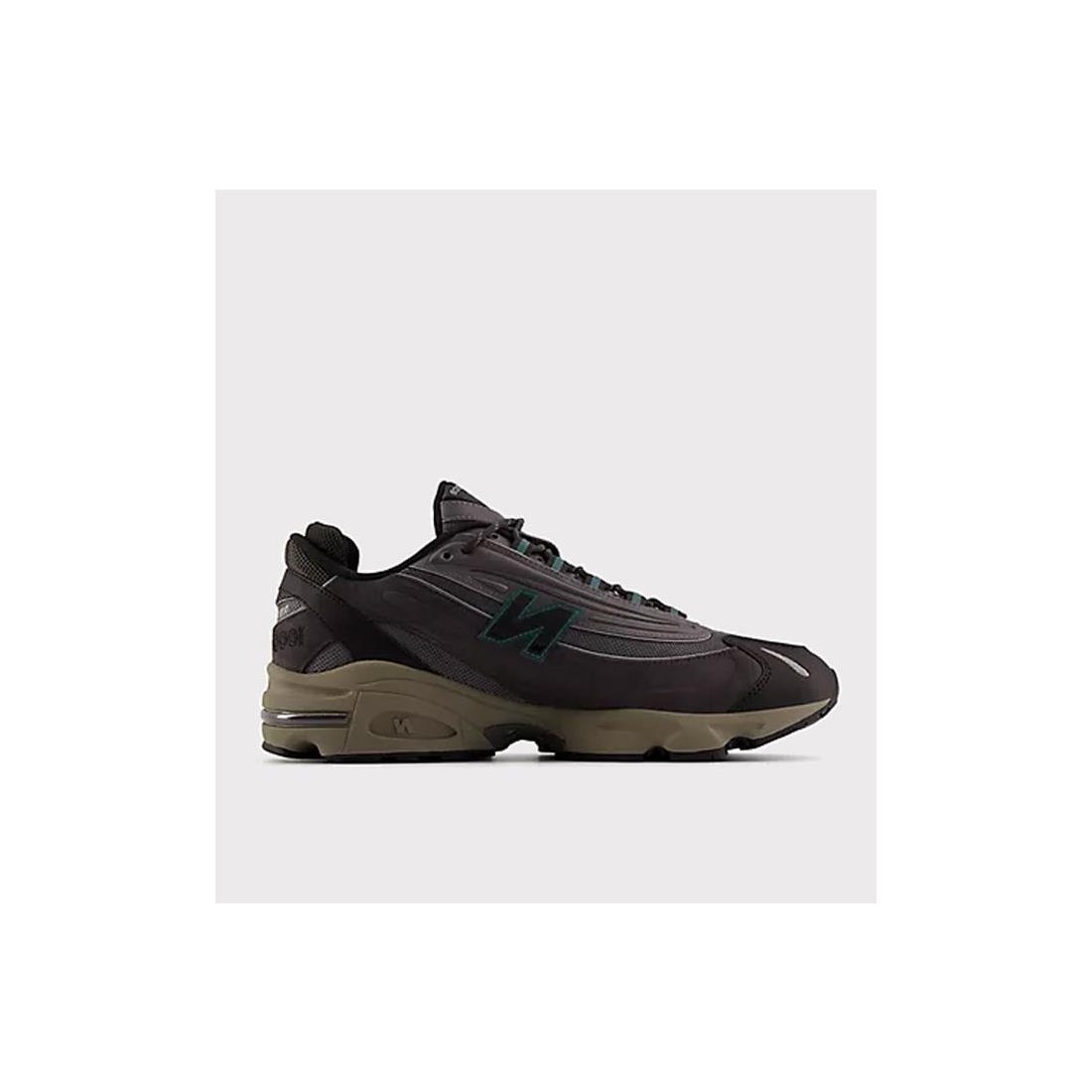 NEW BALANCE 1000 NEGRO