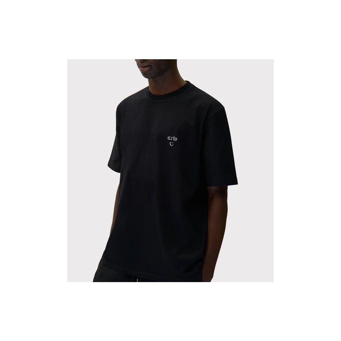 ARTE HEART TEE NEGRO