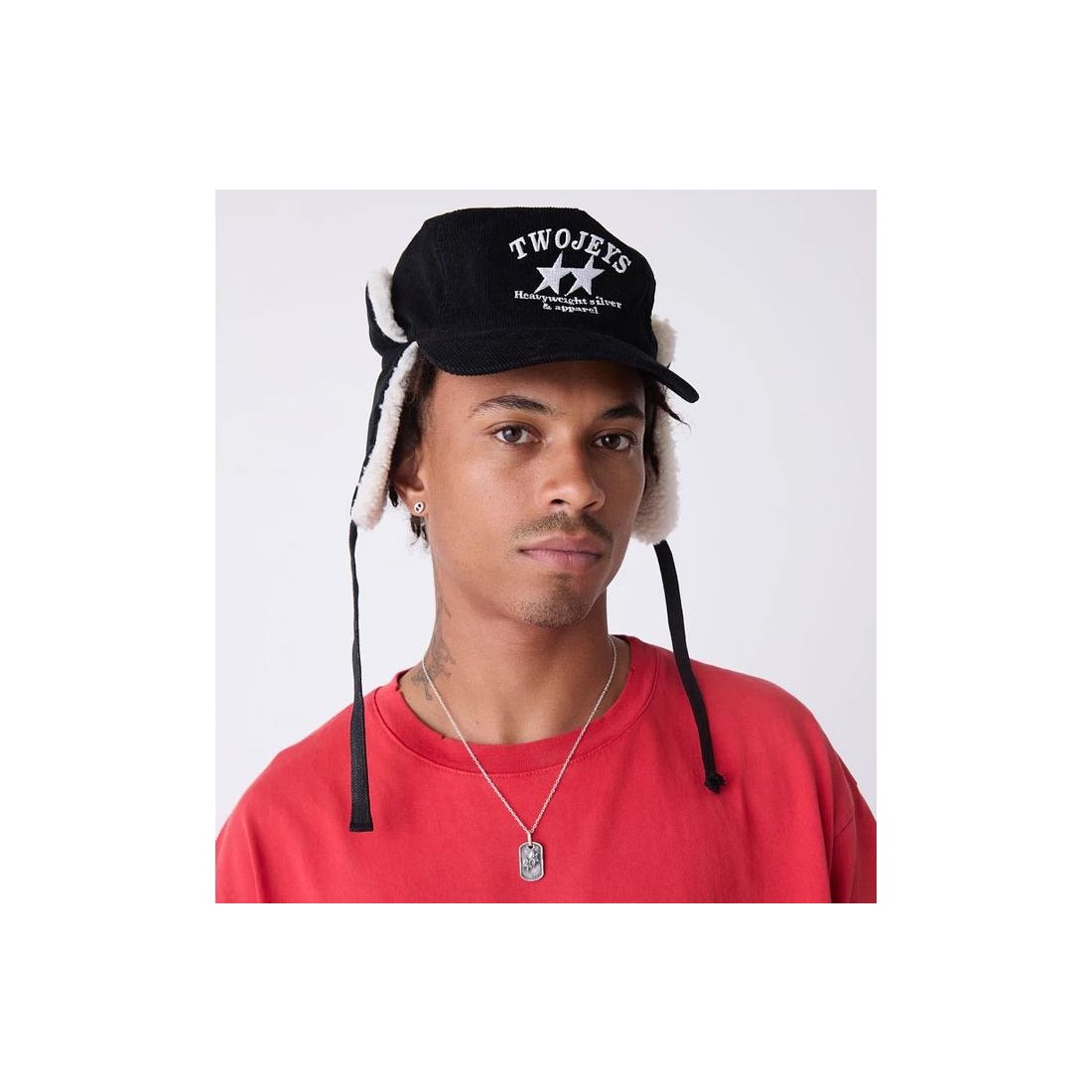 TWOJEYS HEAVY SILVER EARFLAP