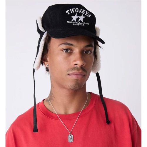 TWOJEYS HEAVY SILVER EARFLAP