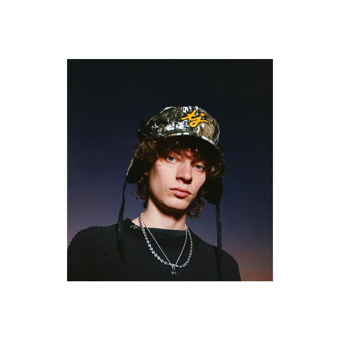 TWOJEYS TJ INITIALS EARFLAP