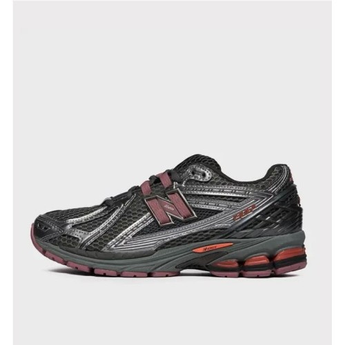 NEW BALANCE 1906R
