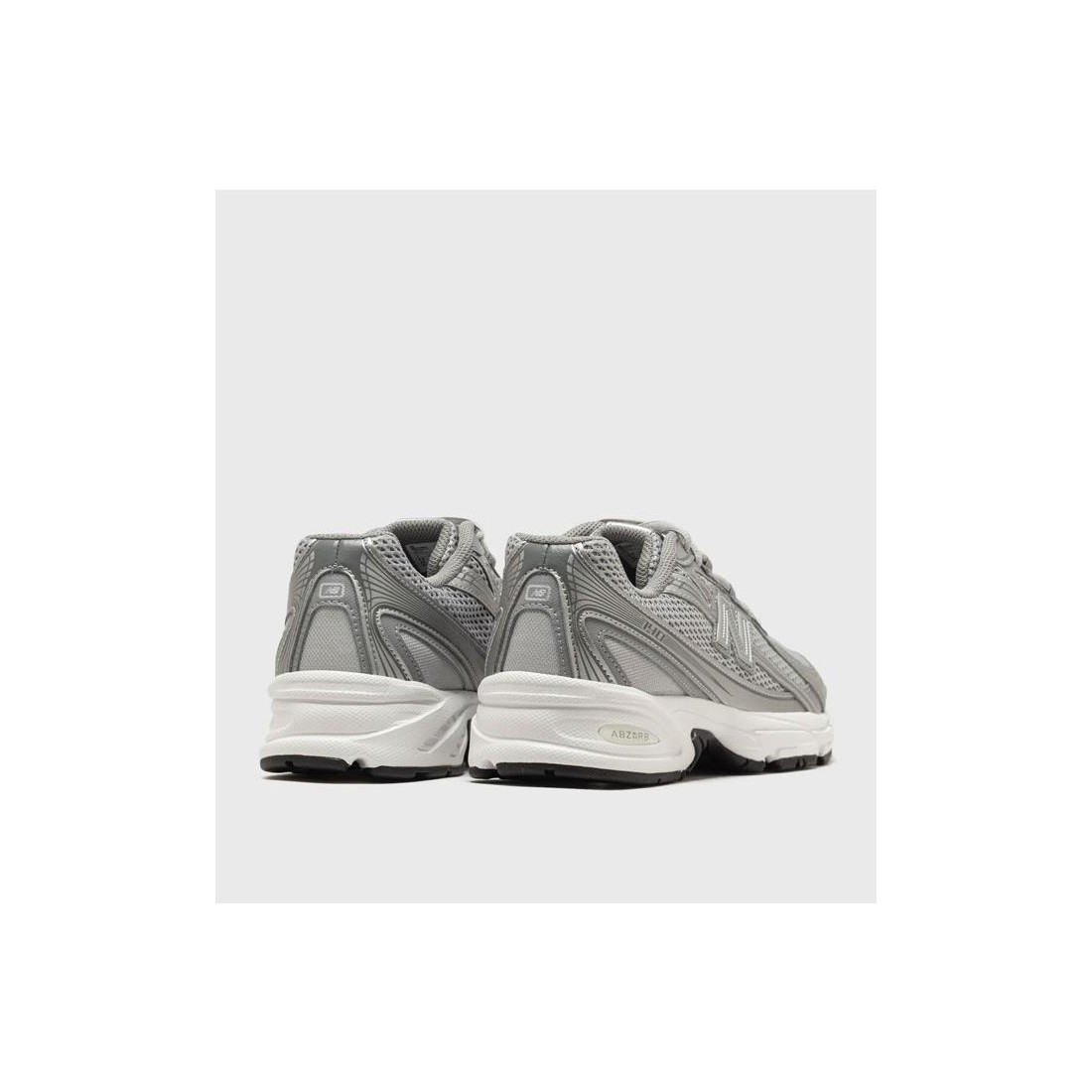 NEW BALANCE 740 PLATA