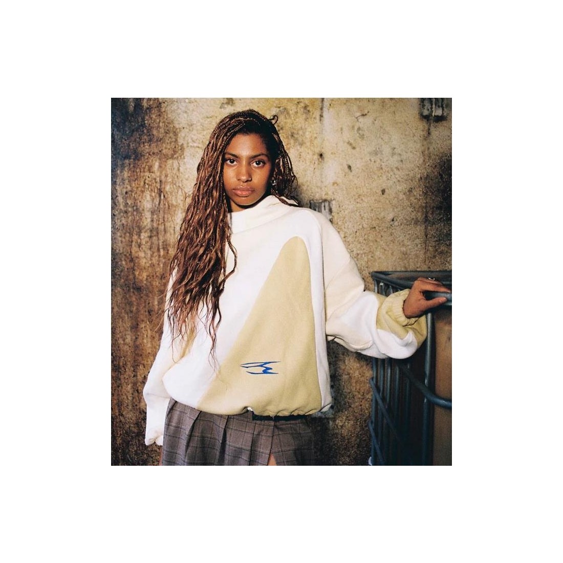 NOEMOTIONS BHOTY HOODIE BEIGE