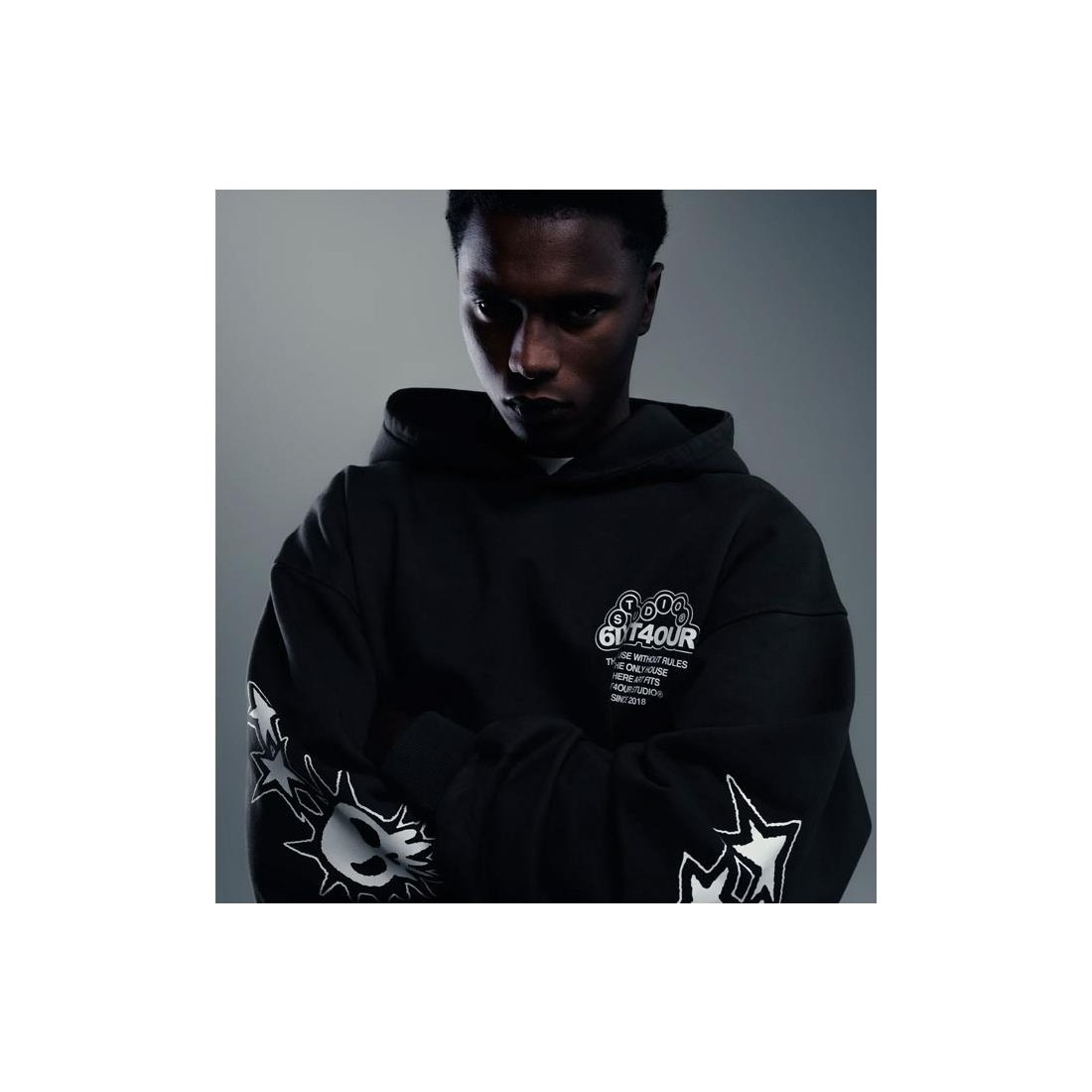 6IXT4OUR EXPLODING HOODIE NEGRO