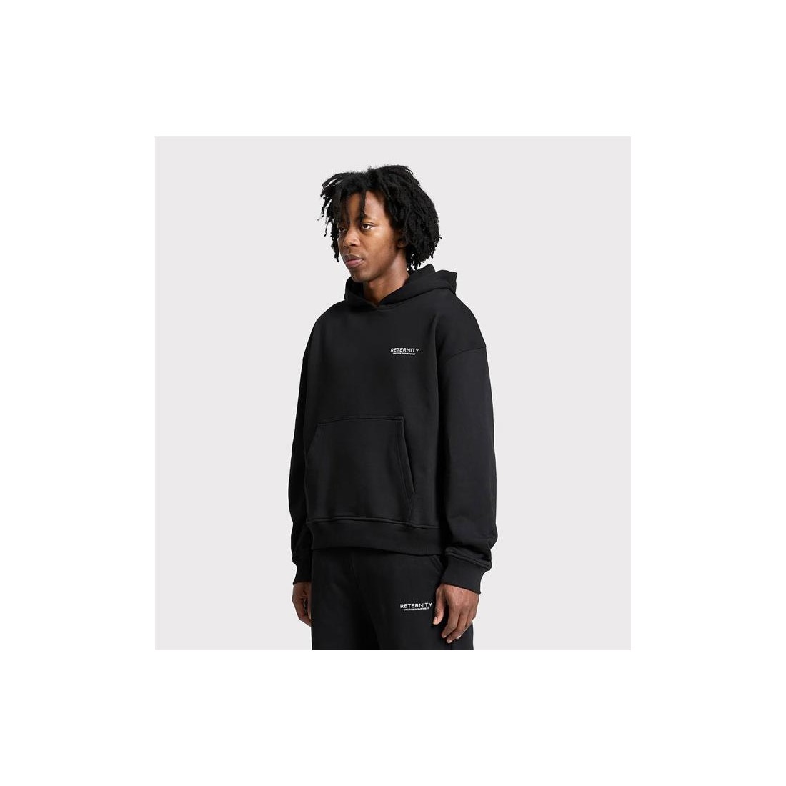 RETERNITY CREAVTIVE DEPT HOOD NEGRO