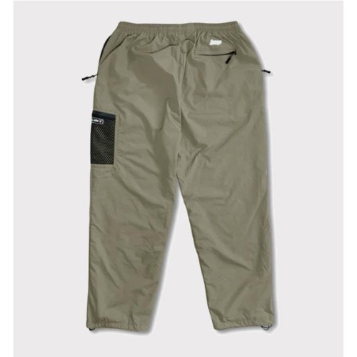 DAMAGE TUNDRA TRACKPANTS VERDE