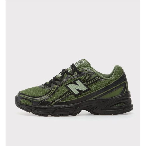 NEW BALANCE 740