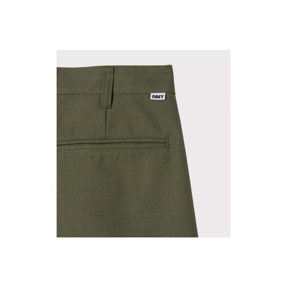 OBEY DEAN PLEATED SHORT VERDE