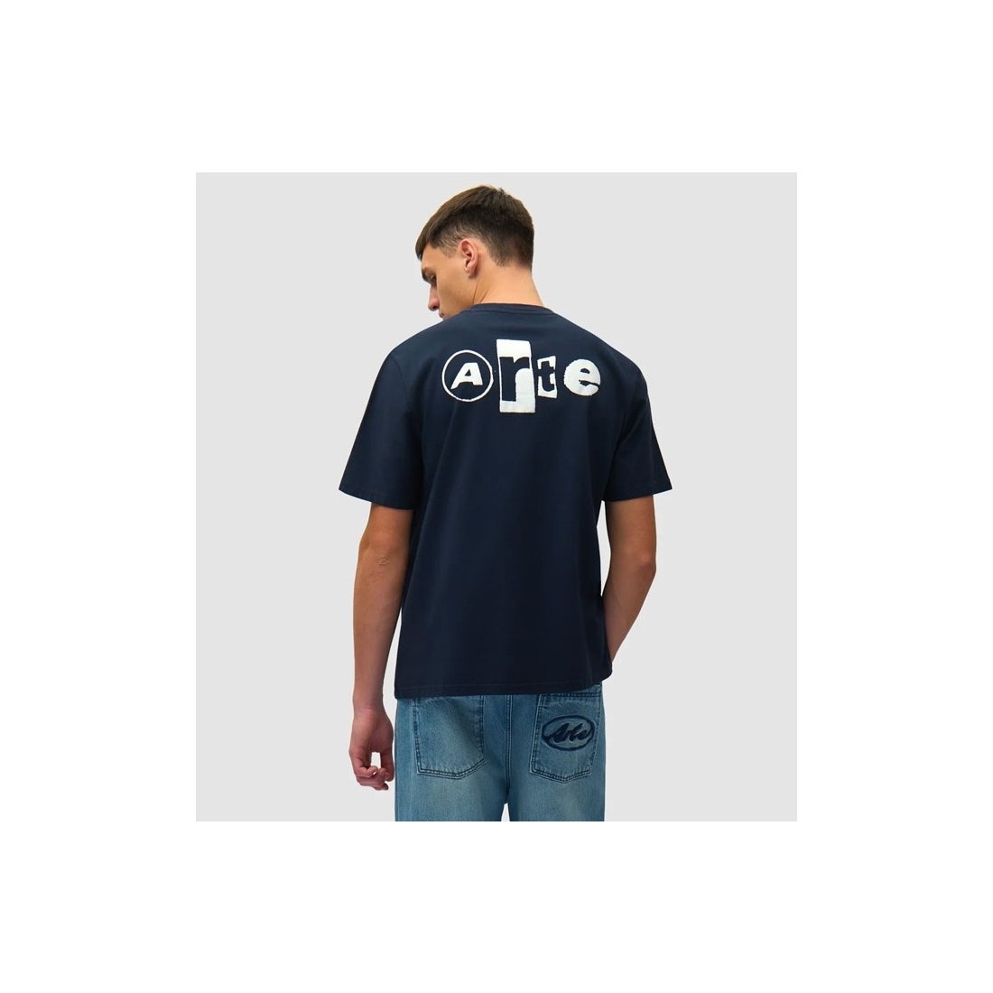 ARTE BACK COLLAGE TEE AZUL OSCURO