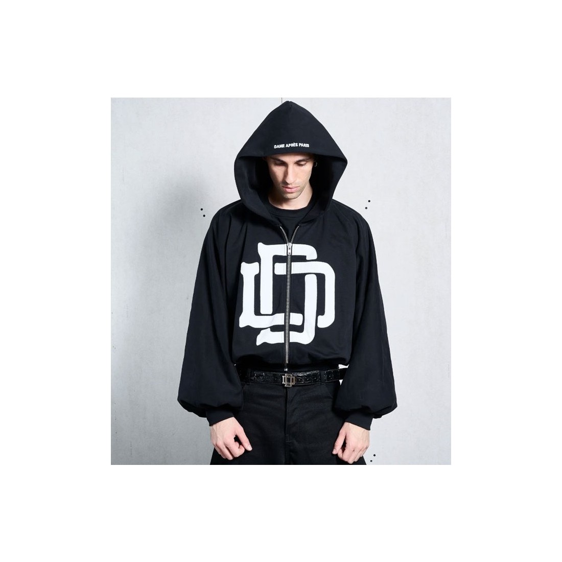 DAME MONOGRAM ZIPPER NEGRO