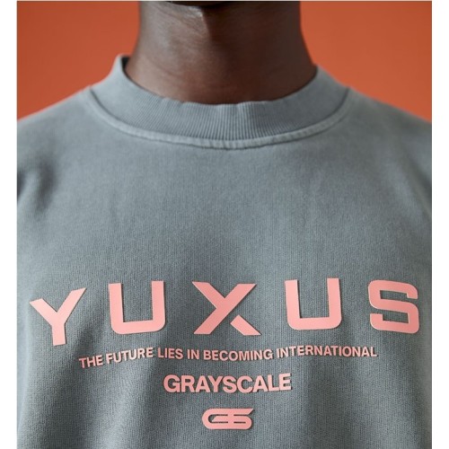 YUXUS DIM GRAYSCALE CREWNECK GRIS